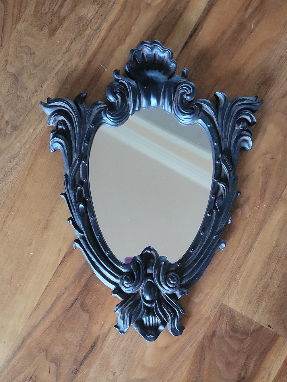 Decorative Black Ornate Wall Mirror - Classic Baroque Style